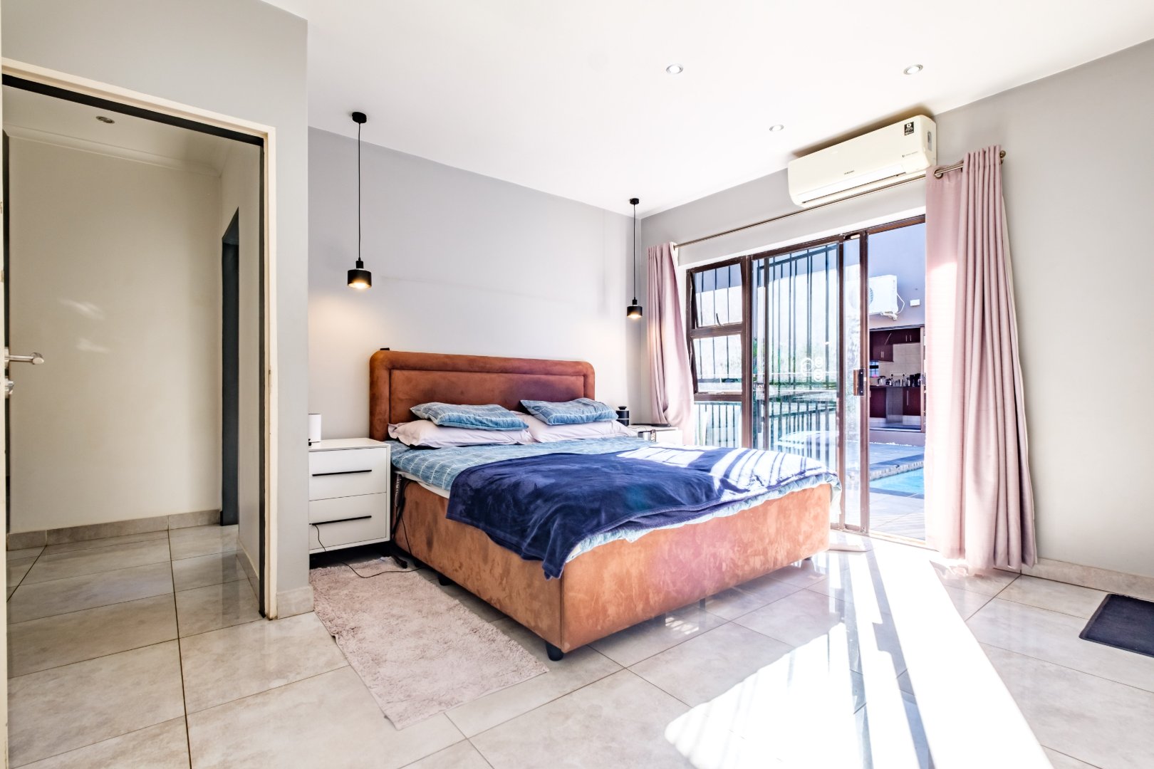 4 Bedroom Home + Flatlet For Sale in Bassonia, foto 27