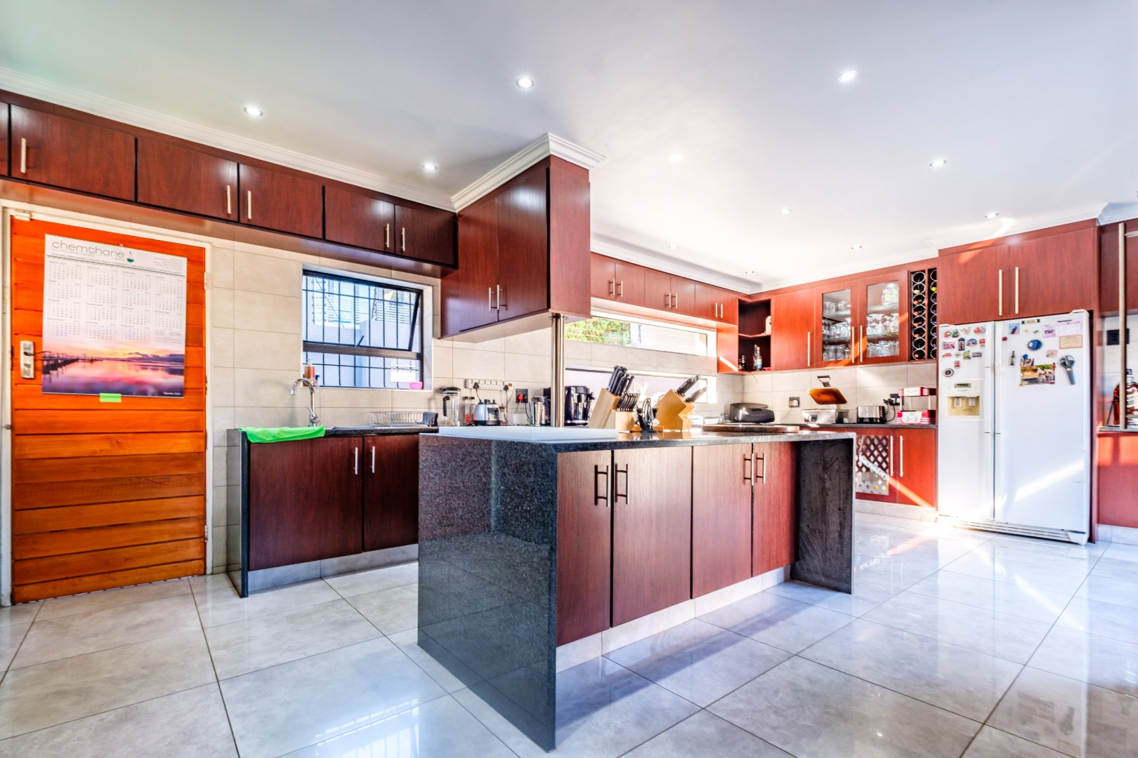 4 Bedroom Home + Flatlet For Sale in Bassonia, foto 17