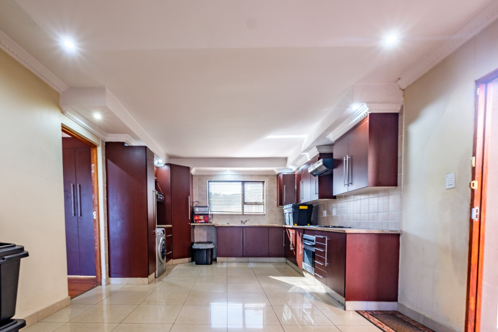4 Bedroom Home + Flatlet For Sale in Bassonia, foto 45